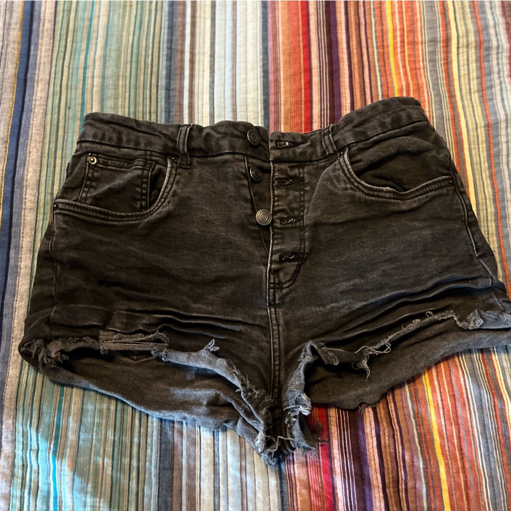 No boundaries black Jean shorts